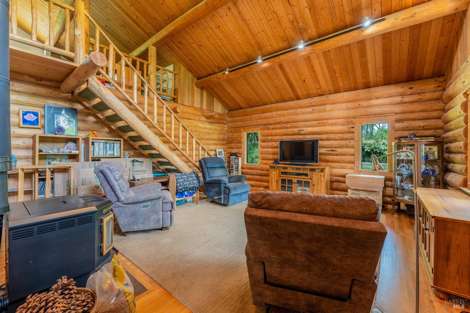 24271 Shady Lane Covelo CA 95428
