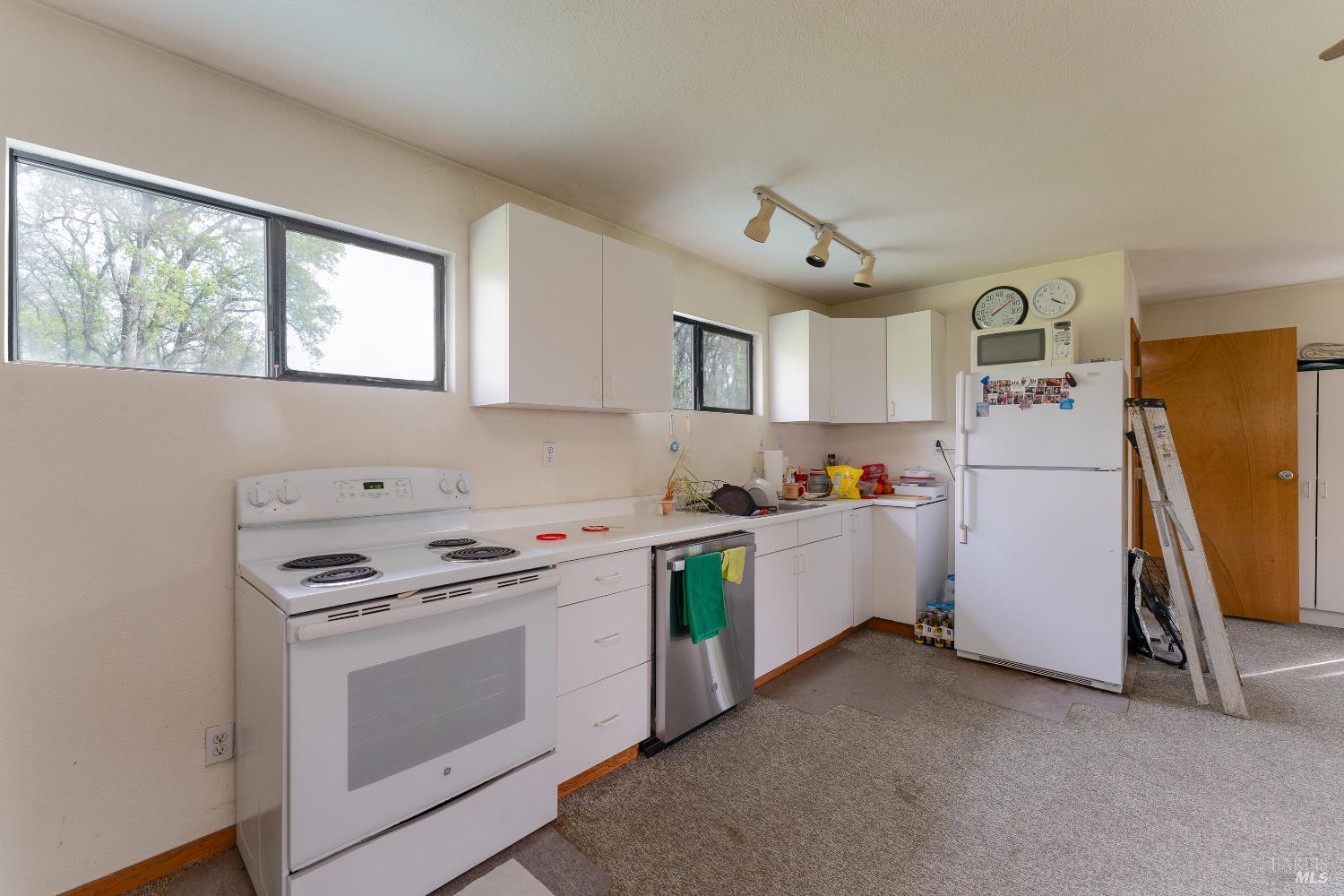 24271 Shady Lane Covelo CA 95428