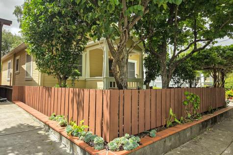 1006 F Street Petaluma CA 94952