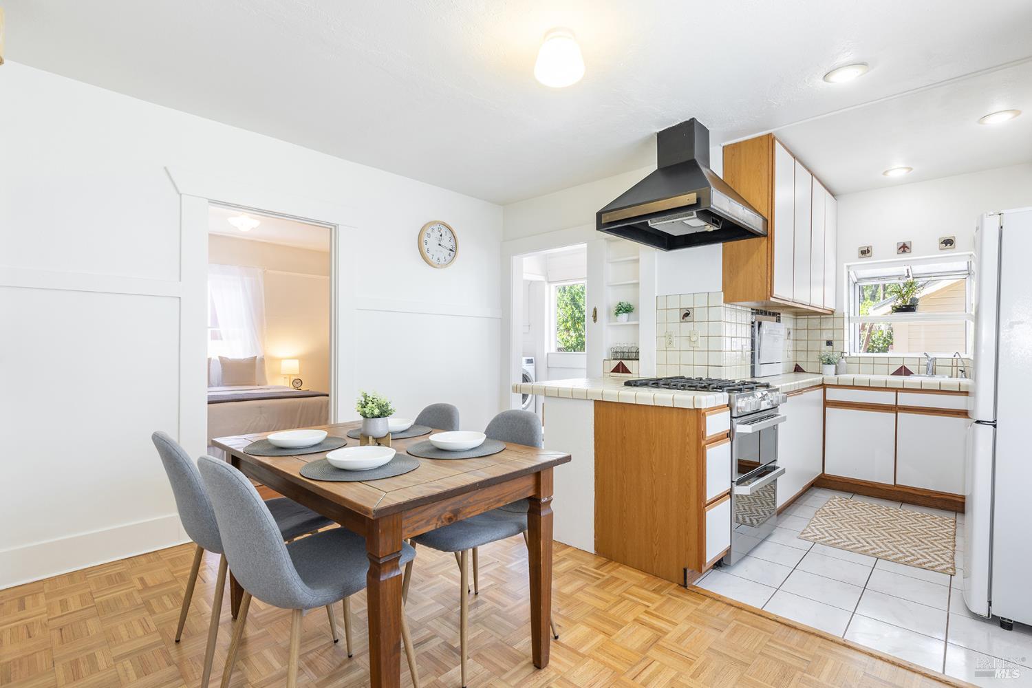 1006 F Street Petaluma CA 94952