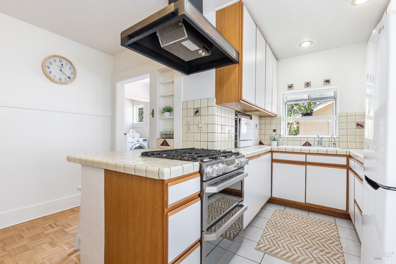 1006 F Street Petaluma CA 94952