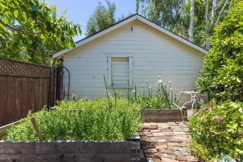 1006 F Street Petaluma CA 94952