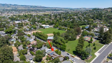 1006 F Street Petaluma CA 94952