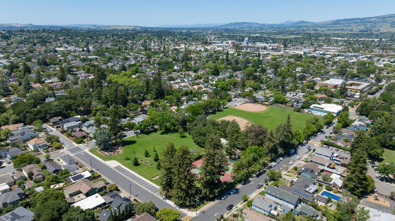 1006 F Street Petaluma CA 94952
