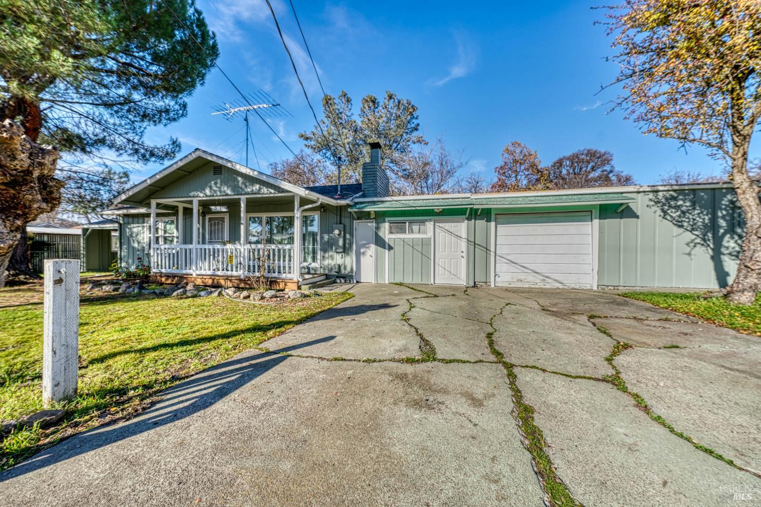 3995 Mullen Avenue Clearlake CA 95422