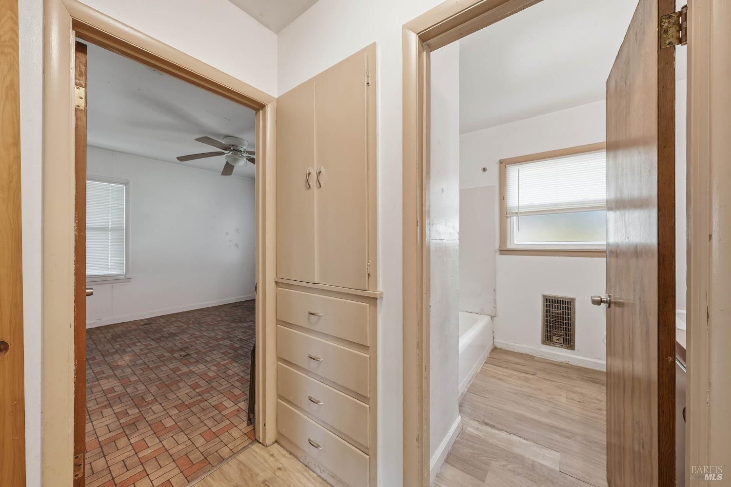 3995 Mullen Avenue Clearlake CA 95422