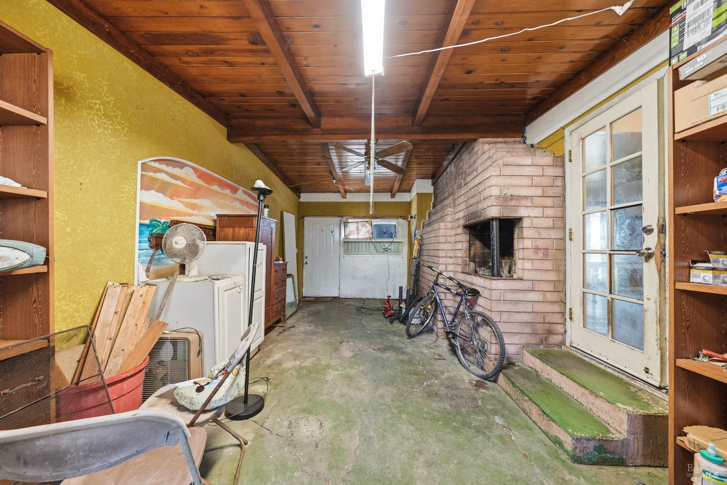 3995 Mullen Avenue Clearlake CA 95422
