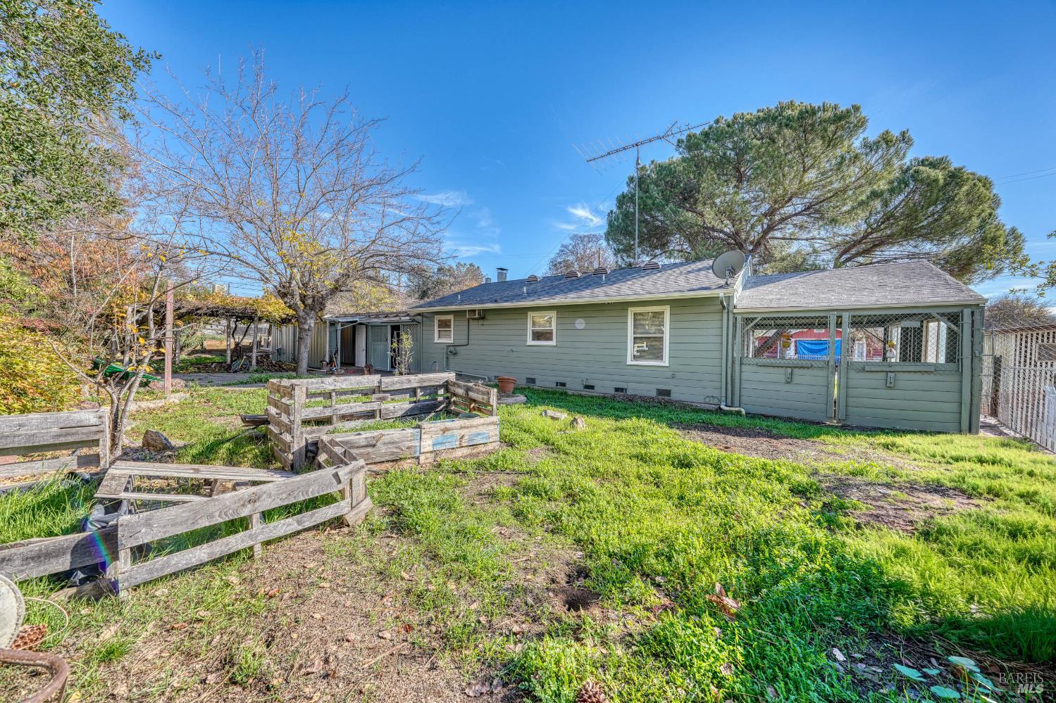 3995 Mullen Avenue Clearlake CA 95422