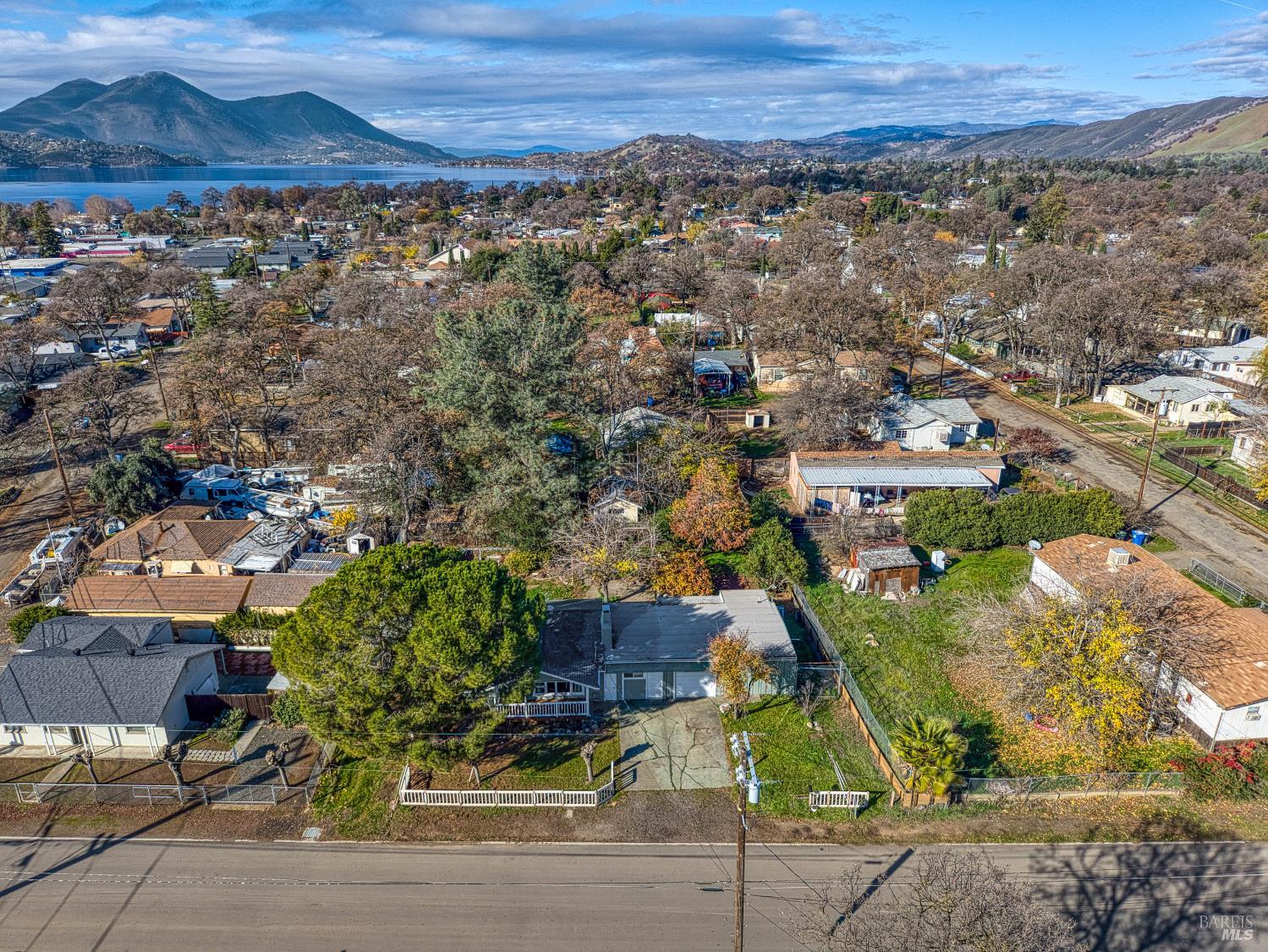 3995 Mullen Avenue Clearlake CA 95422