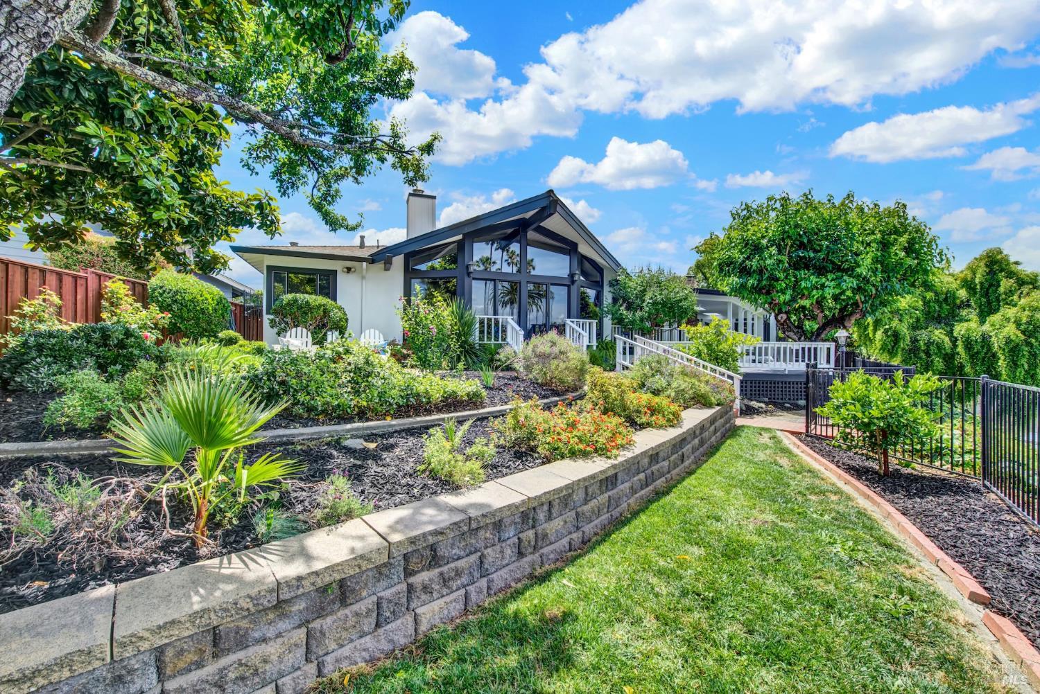 773 La Salle Way Napa CA 94559