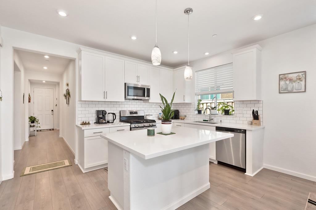 10018 Talung Drive Stockton CA 95219