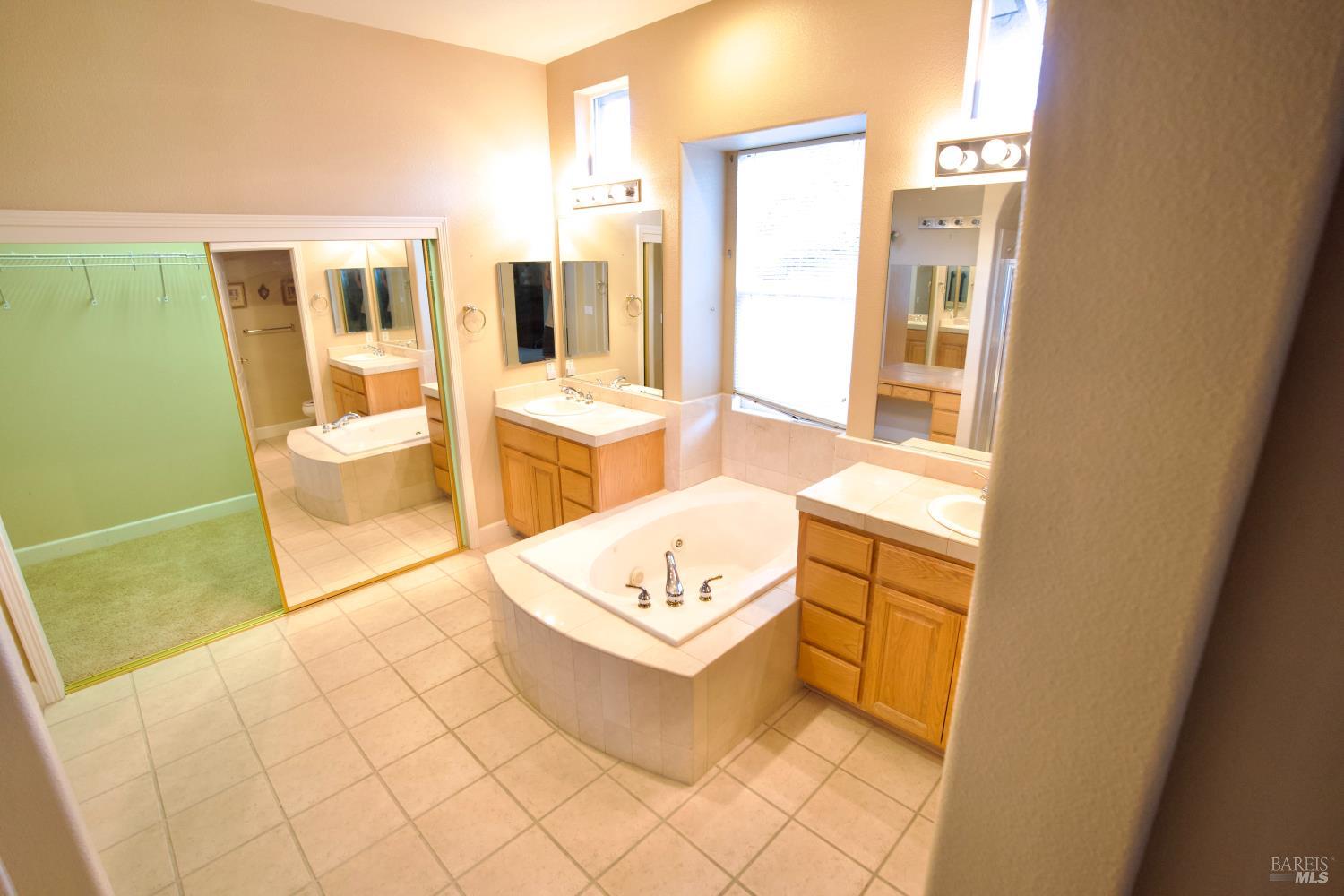 561 Western Hills Drive Rio Vista CA 94571