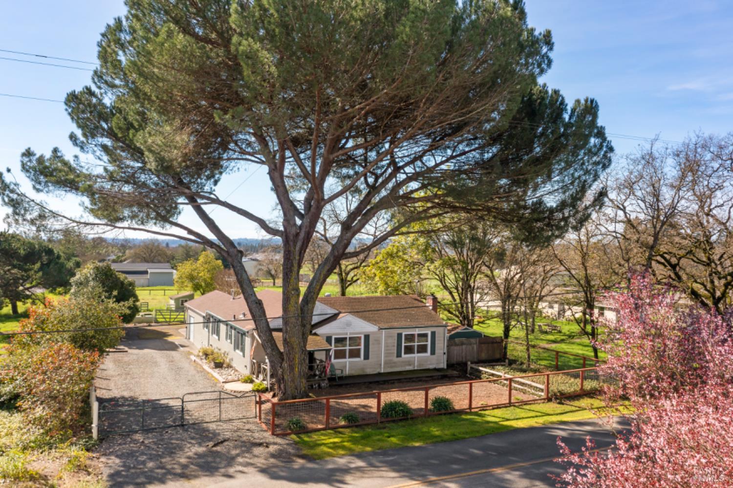 5454 Hall Road Santa Rosa CA 95401