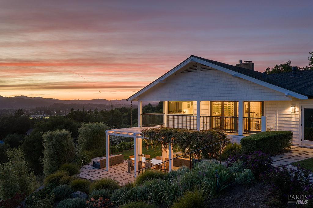 775 Benjamin Way Healdsburg CA 95448
