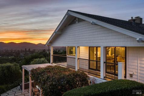 775 Benjamin Way Healdsburg CA 95448