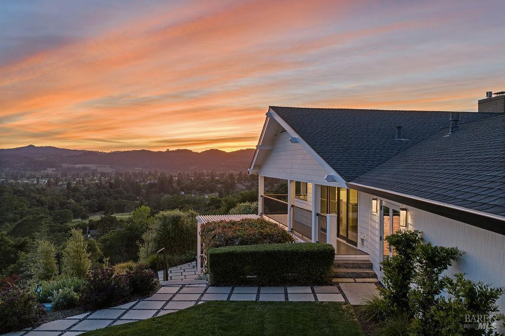 775 Benjamin Way Healdsburg CA 95448