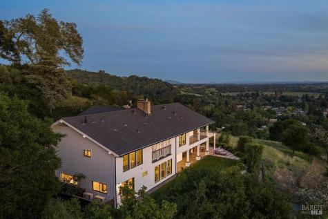 775 Benjamin Way Healdsburg CA 95448