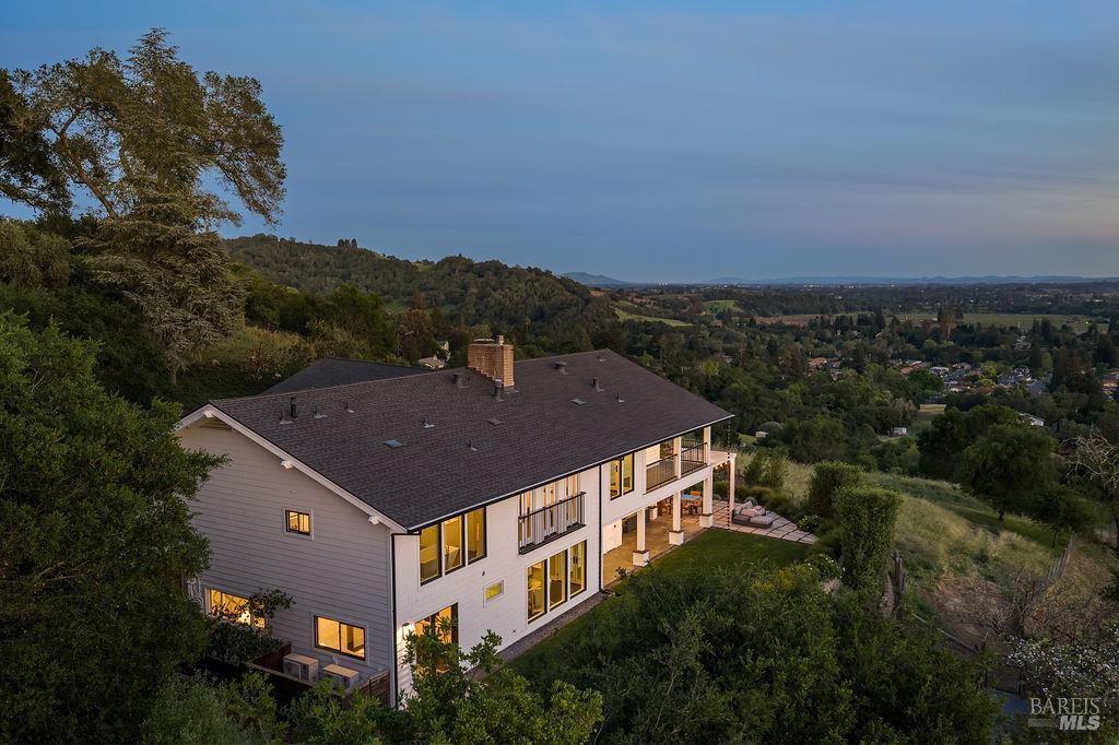 775 Benjamin Way Healdsburg CA 95448