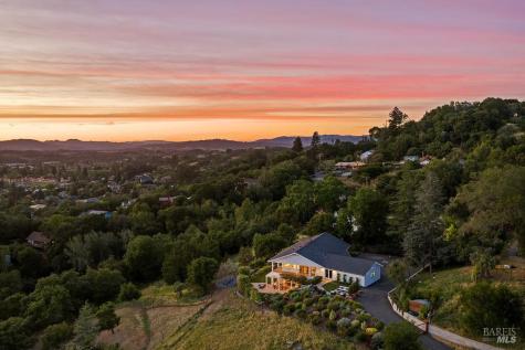 775 Benjamin Way Healdsburg CA 95448