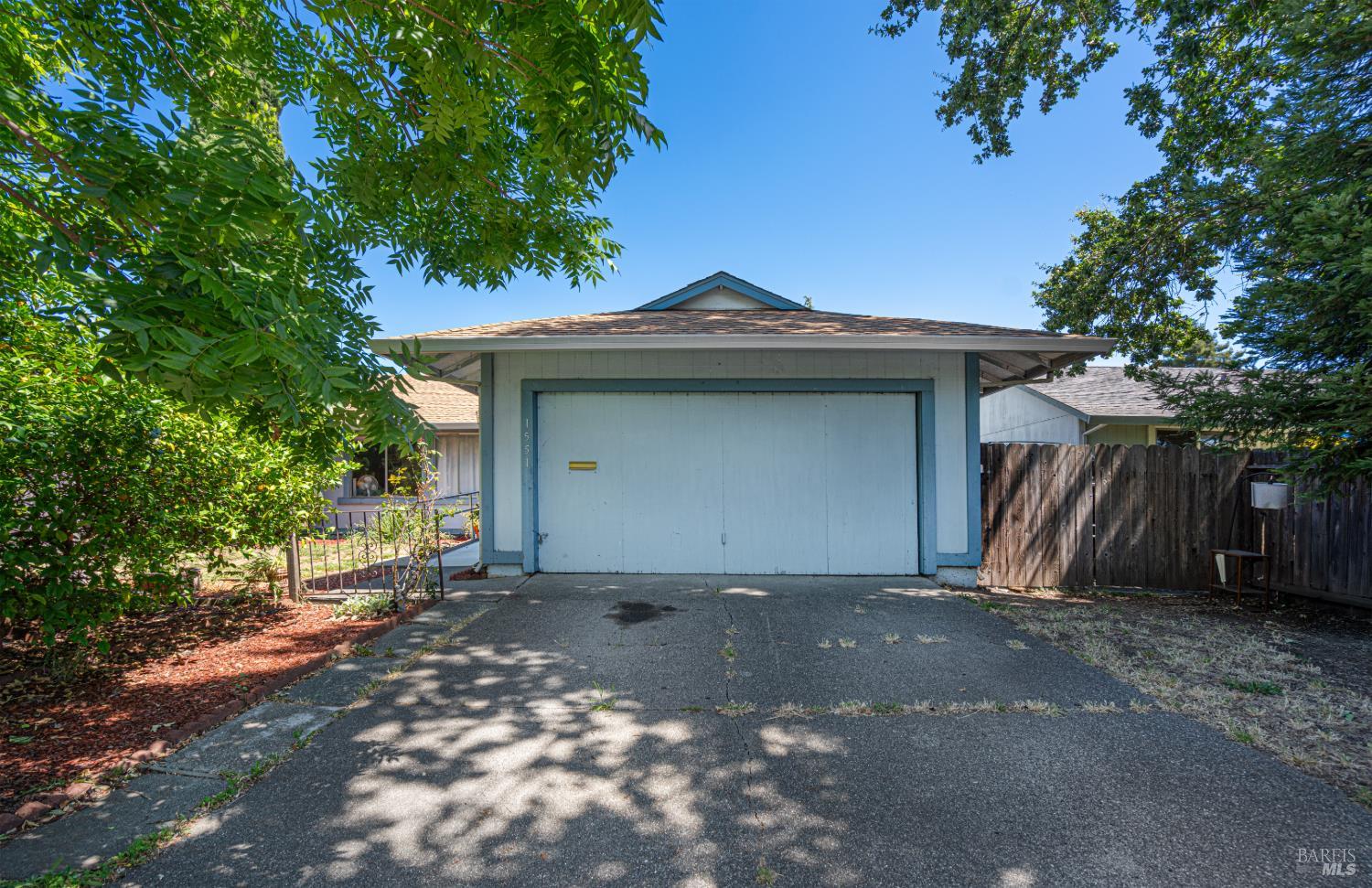 1551 W 3rd Street Santa Rosa CA 95401