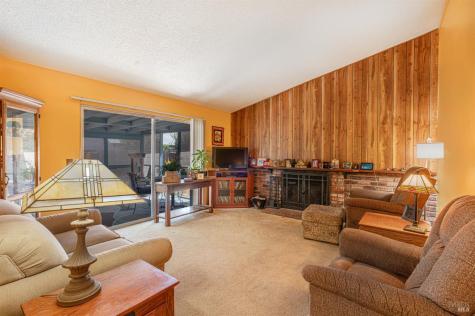1551 W 3rd Street Santa Rosa CA 95401