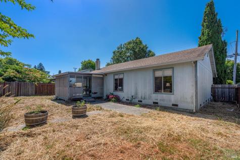 1551 W 3rd Street Santa Rosa CA 95401