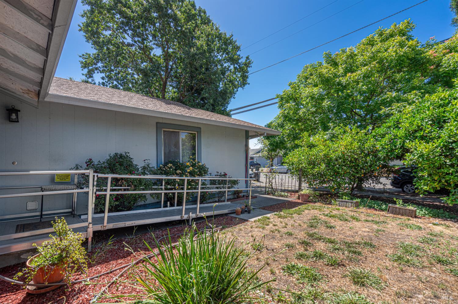 1551 W 3rd Street Santa Rosa CA 95401