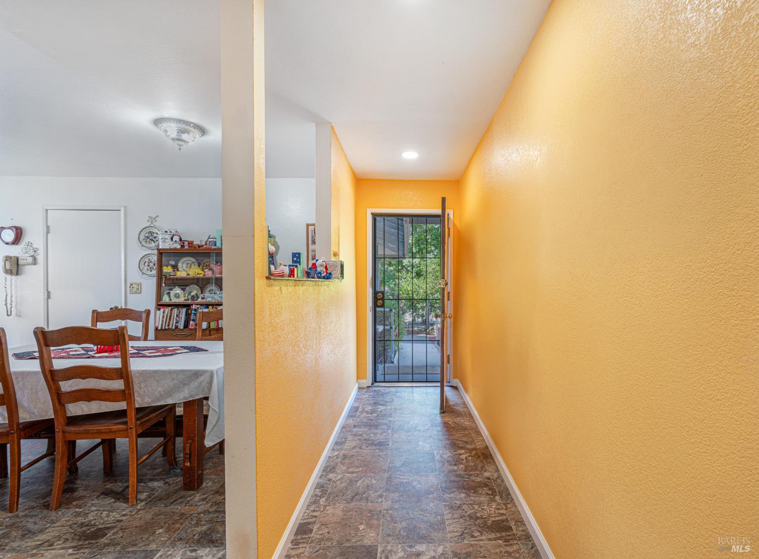 1551 W 3rd Street Santa Rosa CA 95401