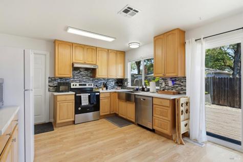 9549 Orion Drive Windsor CA 95492