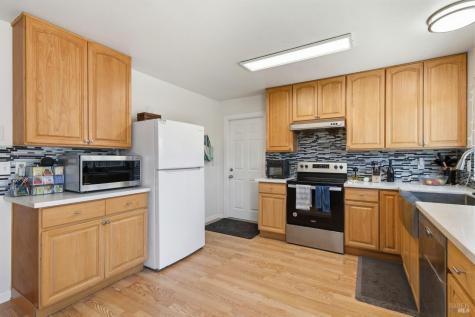 9549 Orion Drive Windsor CA 95492