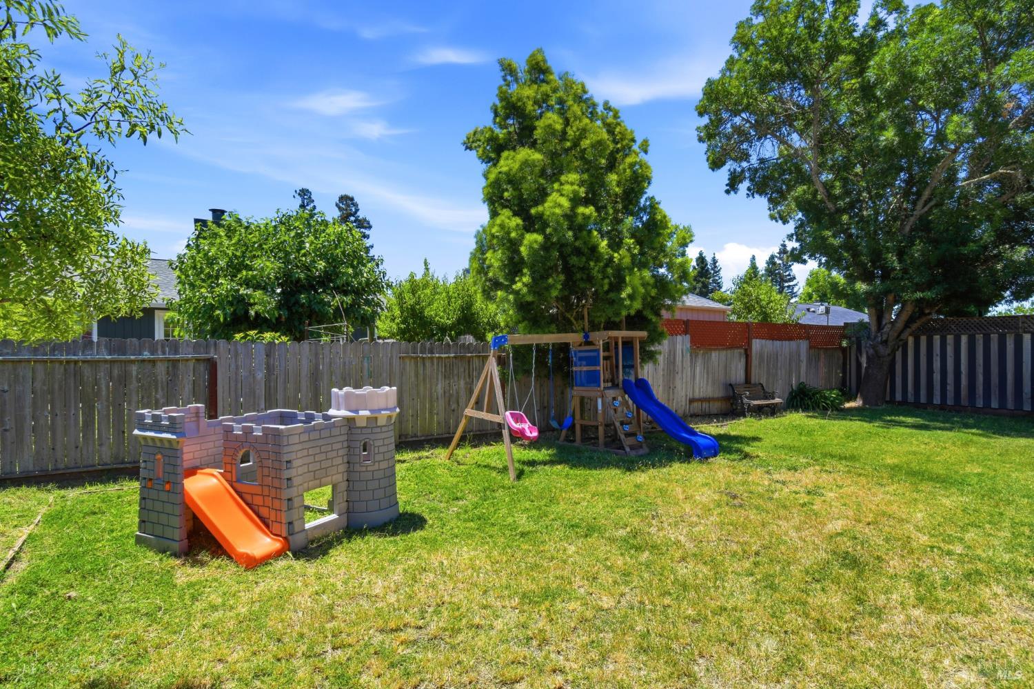 9549 Orion Drive Windsor CA 95492
