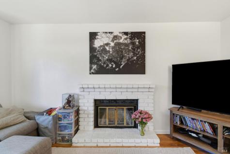 9549 Orion Drive Windsor CA 95492