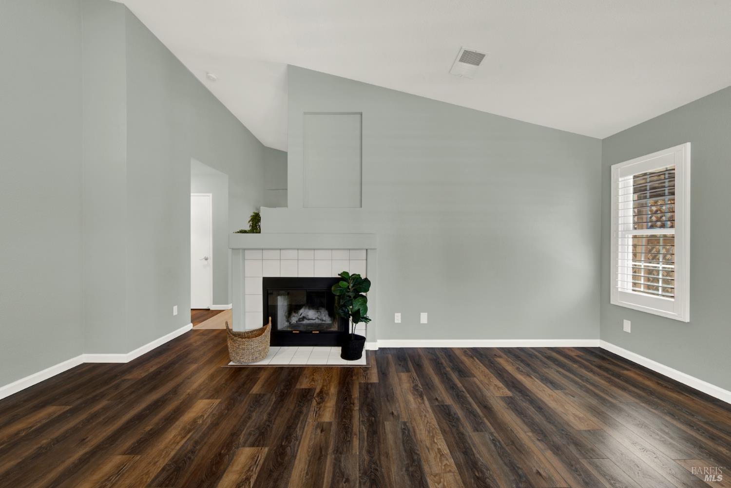 560 Evans Road Dixon CA 95620