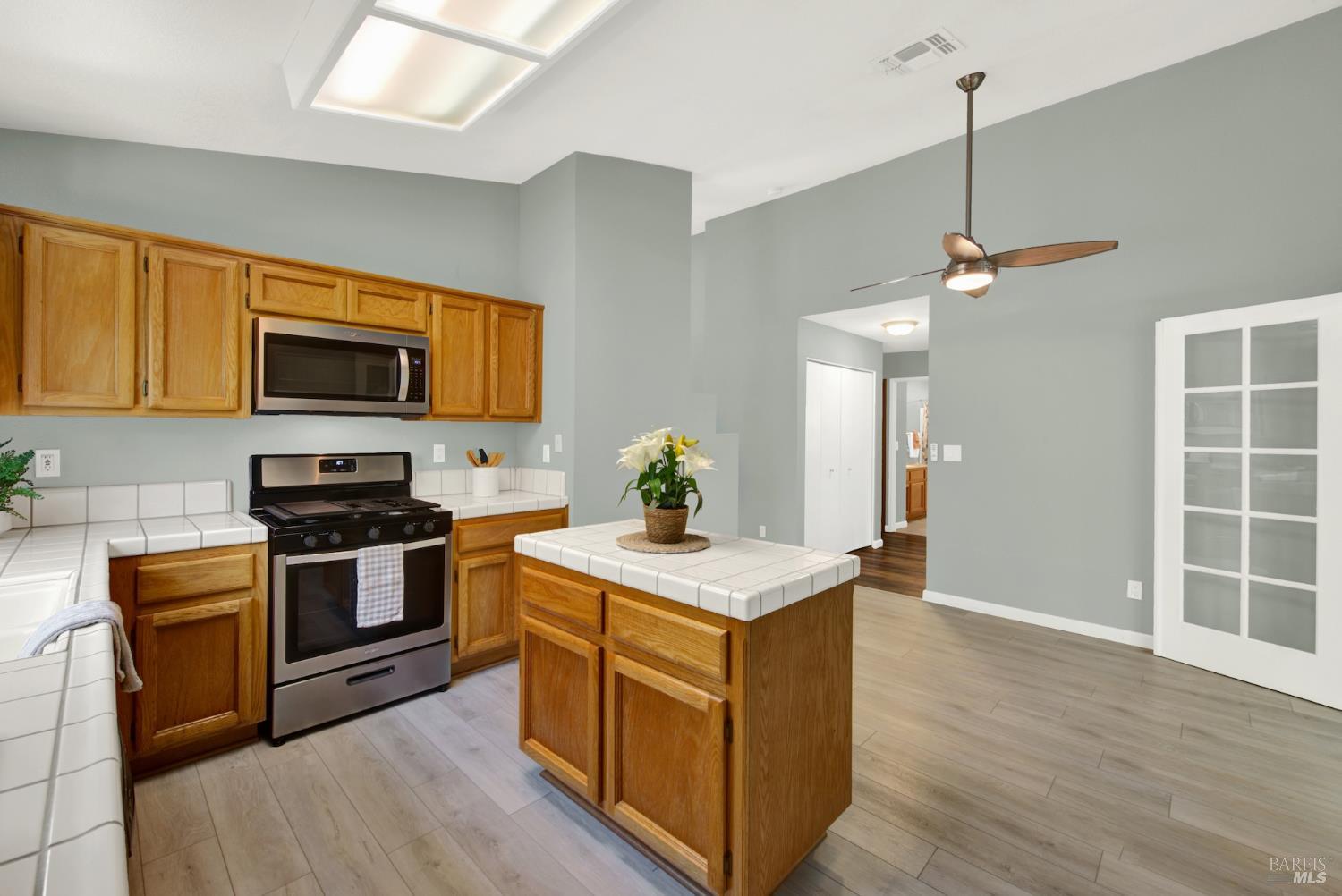 560 Evans Road Dixon CA 95620
