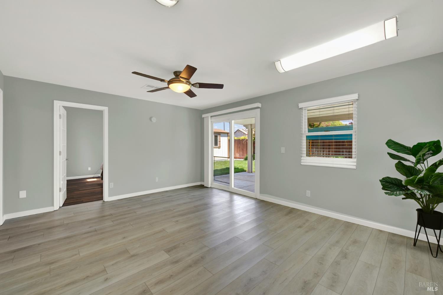 560 Evans Road Dixon CA 95620