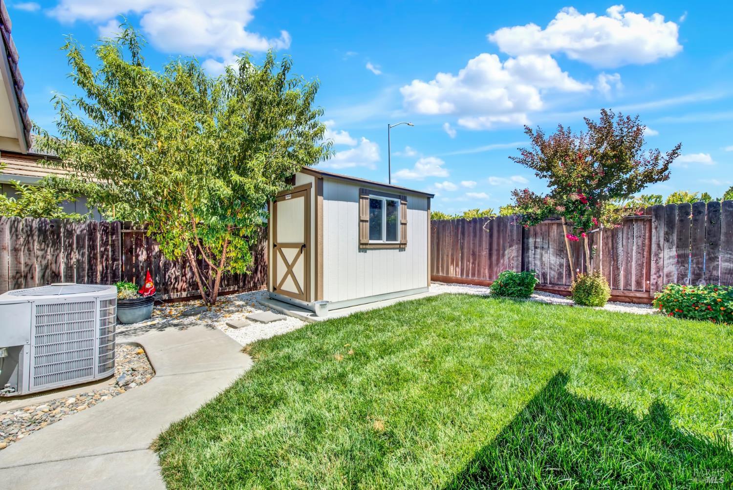 560 Evans Road Dixon CA 95620
