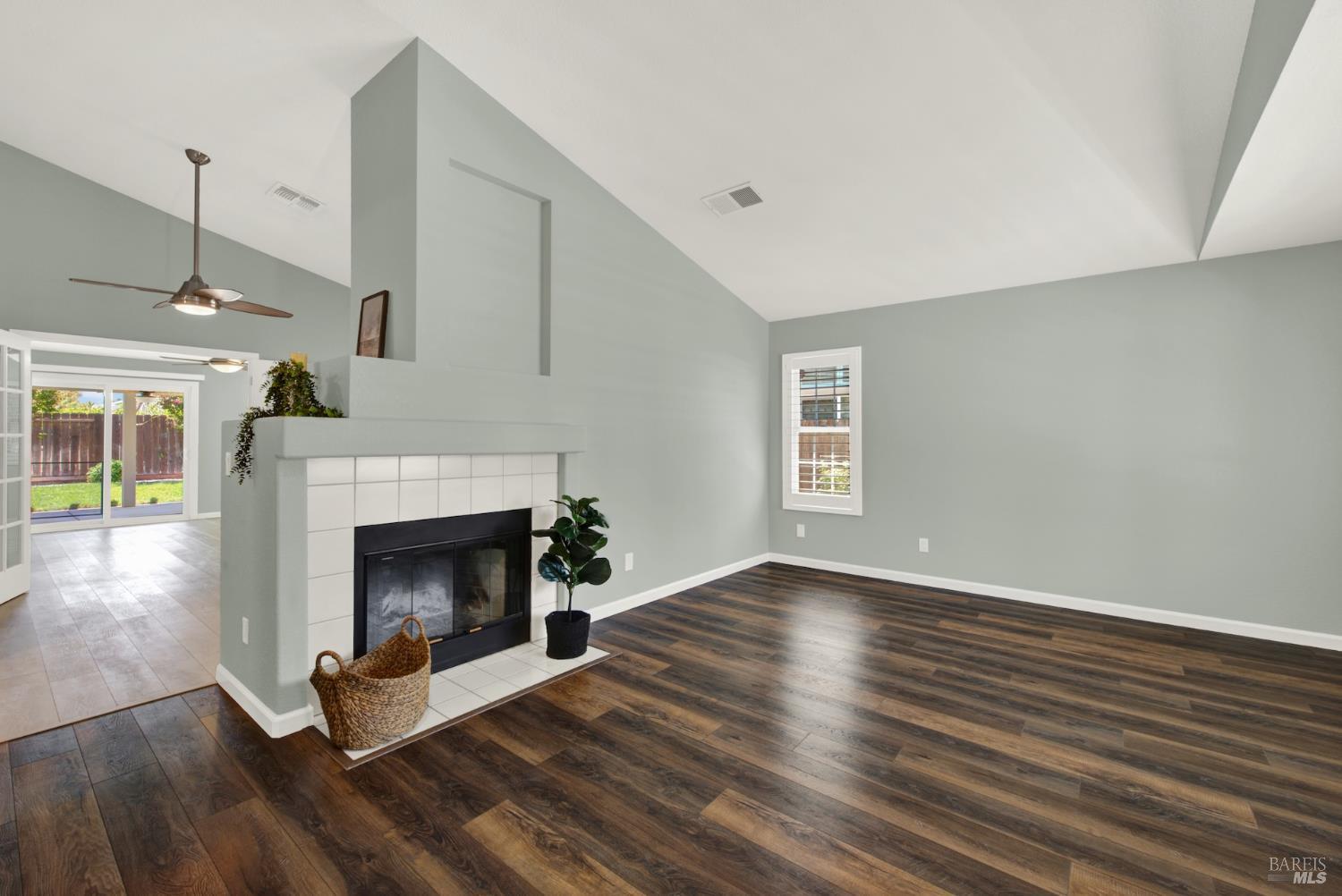 560 Evans Road Dixon CA 95620