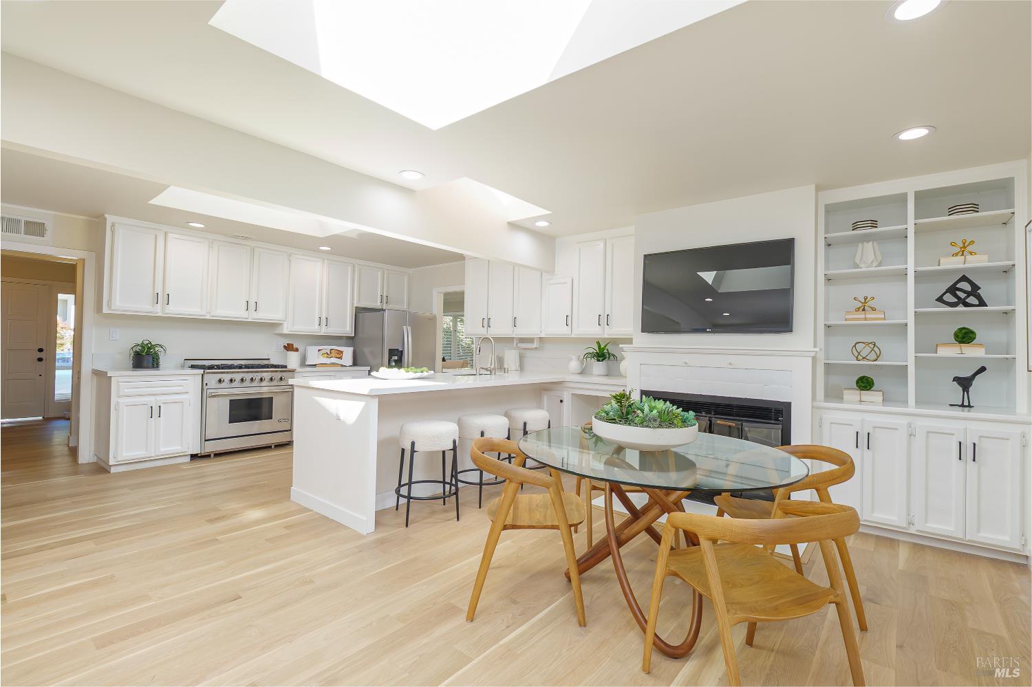 254 Mountain View Avenue San Rafael CA 94901
