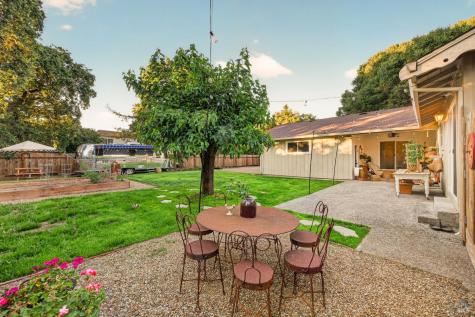 749 Grove Street Sonoma CA 95476