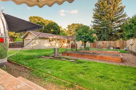 749 Grove Street Sonoma CA 95476