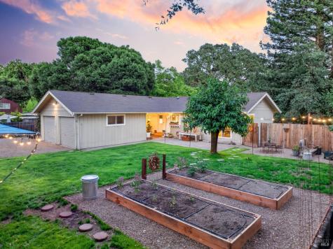 749 Grove Street Sonoma CA 95476