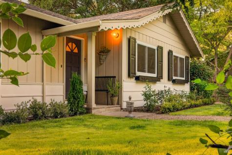 749 Grove Street Sonoma CA 95476