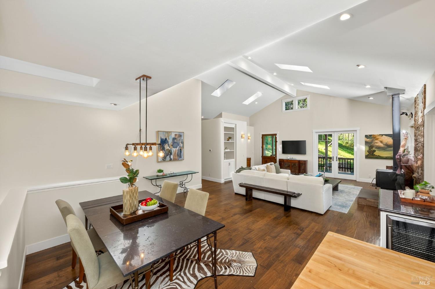 3425 Redwood Road Napa CA 94558