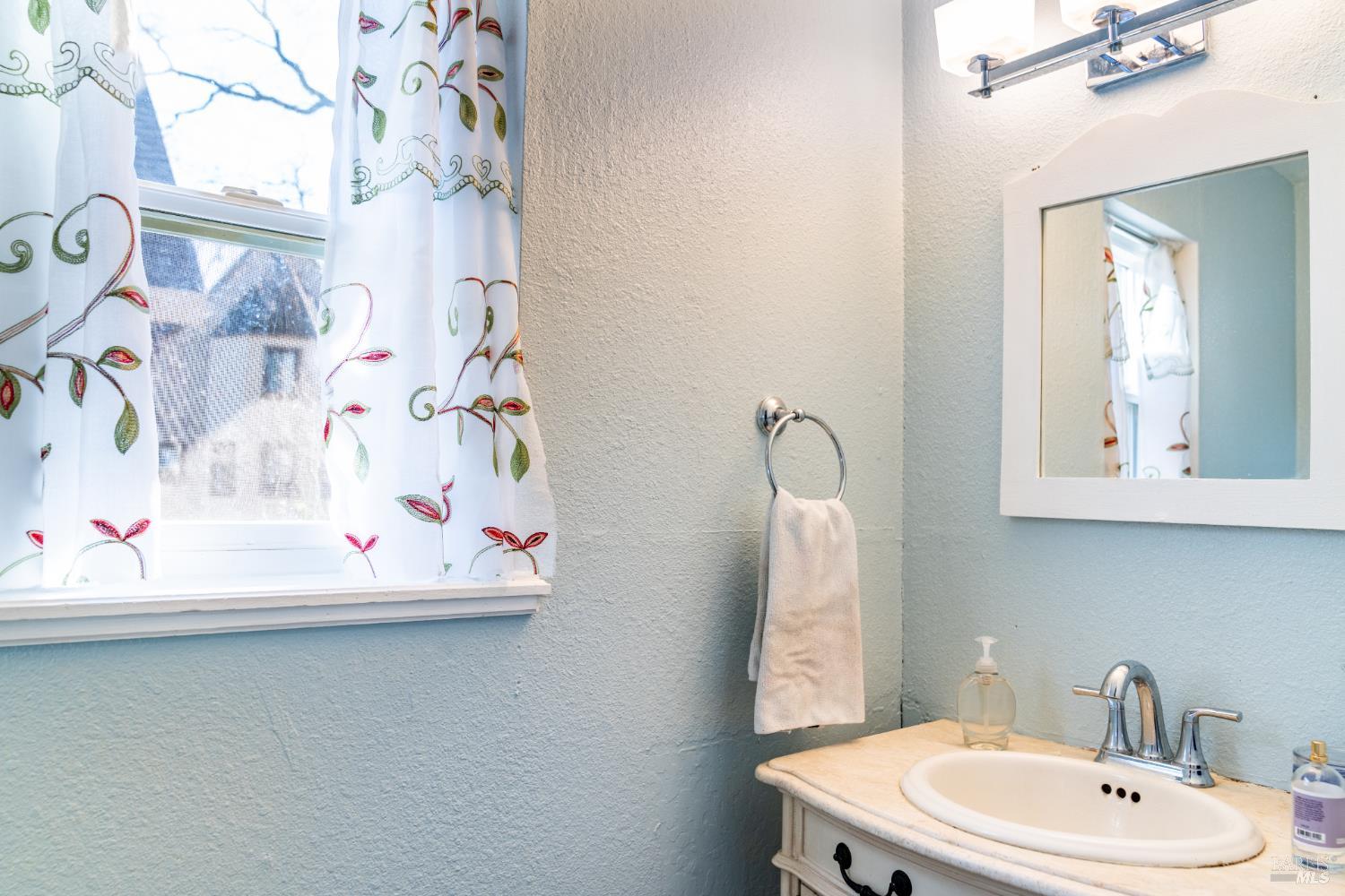 32 Boxelder Court Napa CA 94558