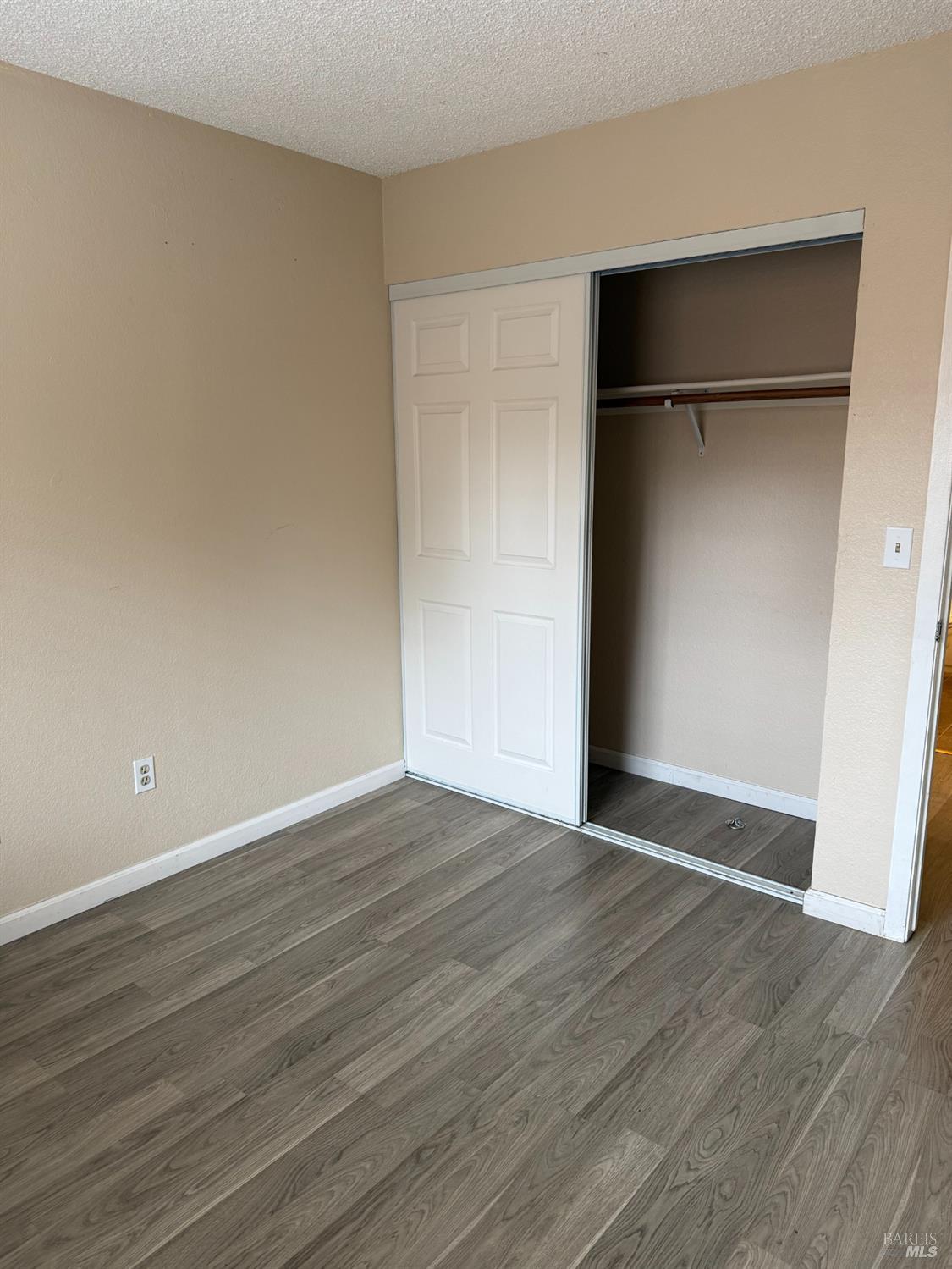 238 Hummingbird Court Healdsburg CA 95448