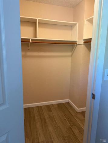 238 Hummingbird Court Healdsburg CA 95448