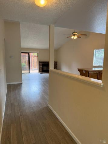 238 Hummingbird Court Healdsburg CA 95448