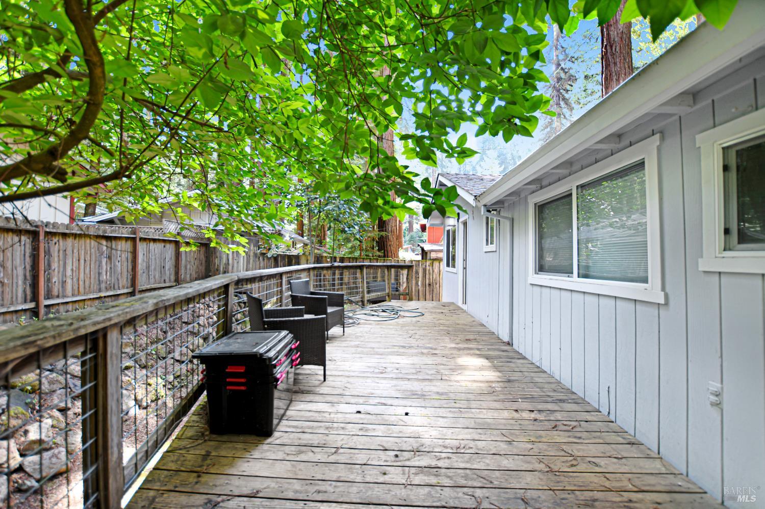 15289 Willow Road Guerneville CA 95446