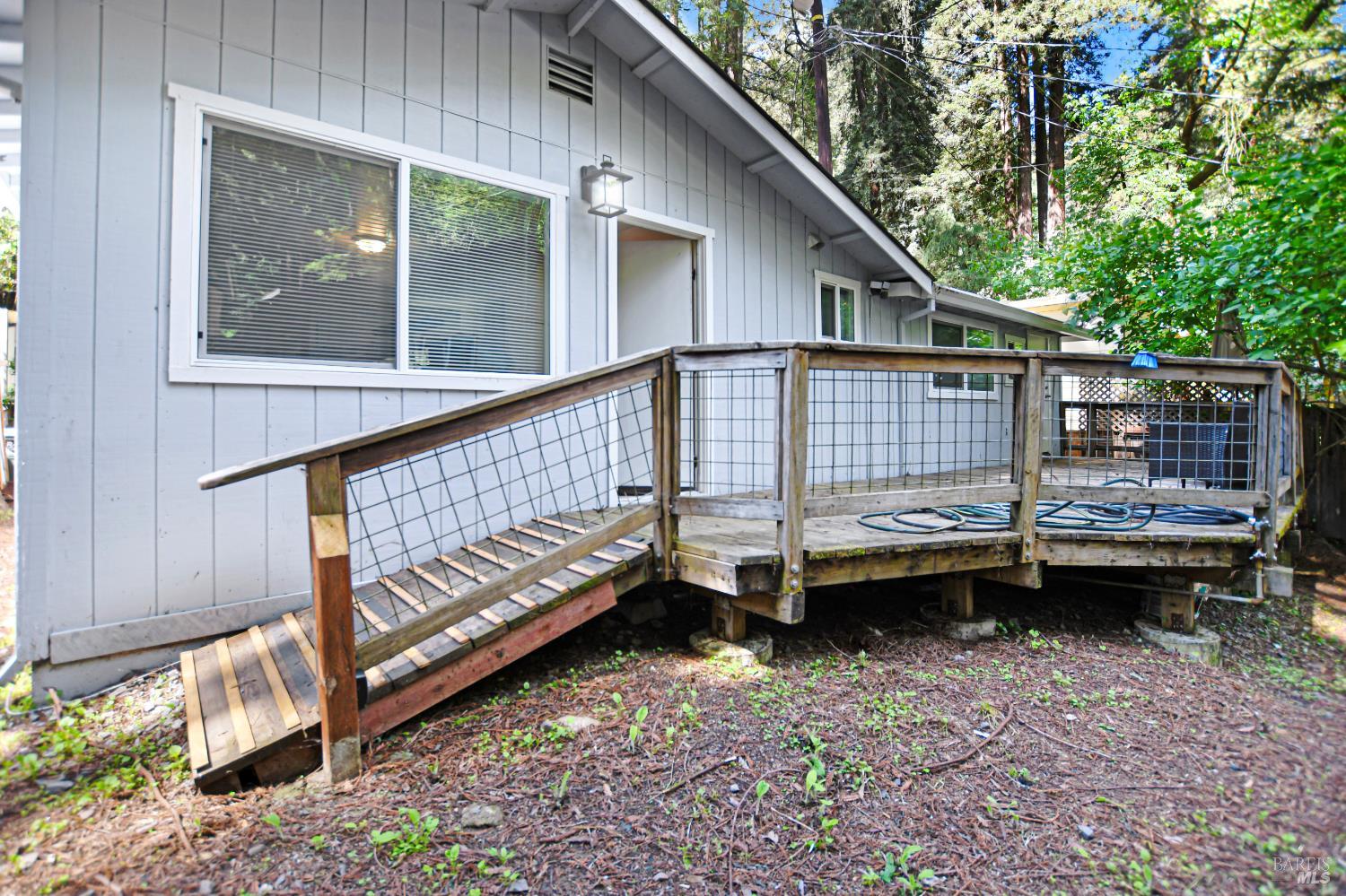 15289 Willow Road Guerneville CA 95446