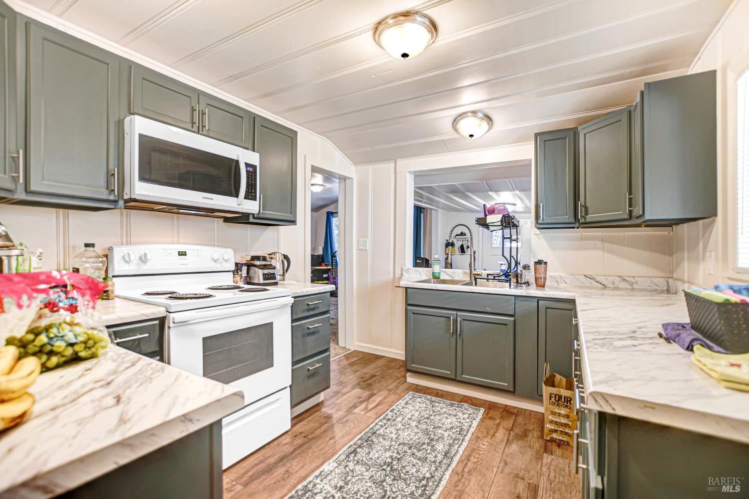 15289 Willow Road Guerneville CA 95446